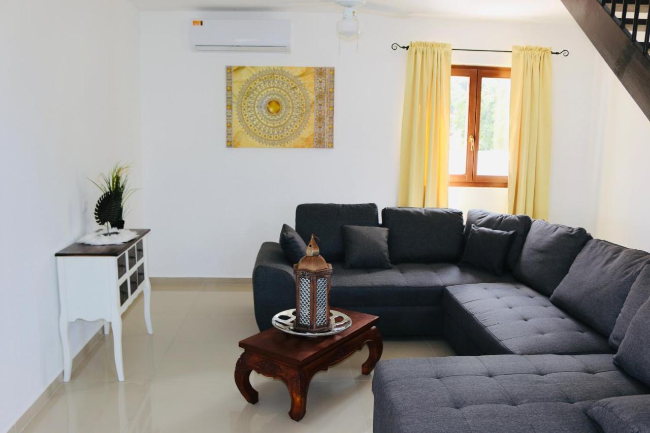 Neue Villa Tropic Paradise Willemstad Exteriör bild